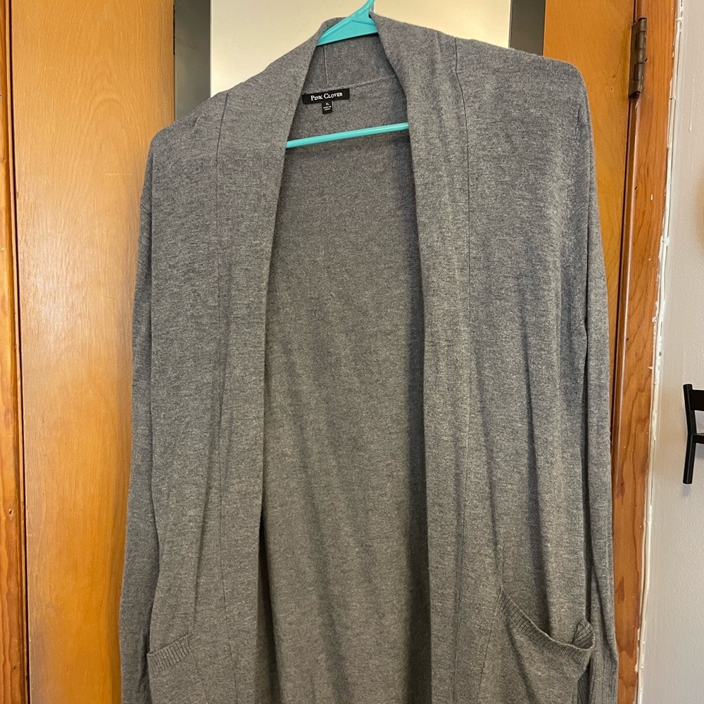 Pink Clover Open Gray Cardigan